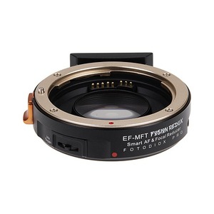 Fotodiox Pro Fusion Redux 어댑터, 스마트 AF 어댑터 - Canon EOS (EF / EF-S) D / SLR 렌즈 - Micro Four Thirds (MFT, M4 / 3) 완전 자동 기능 &amp; 초점 감속기가 장착 된 Mirrorless 카메라 바디
